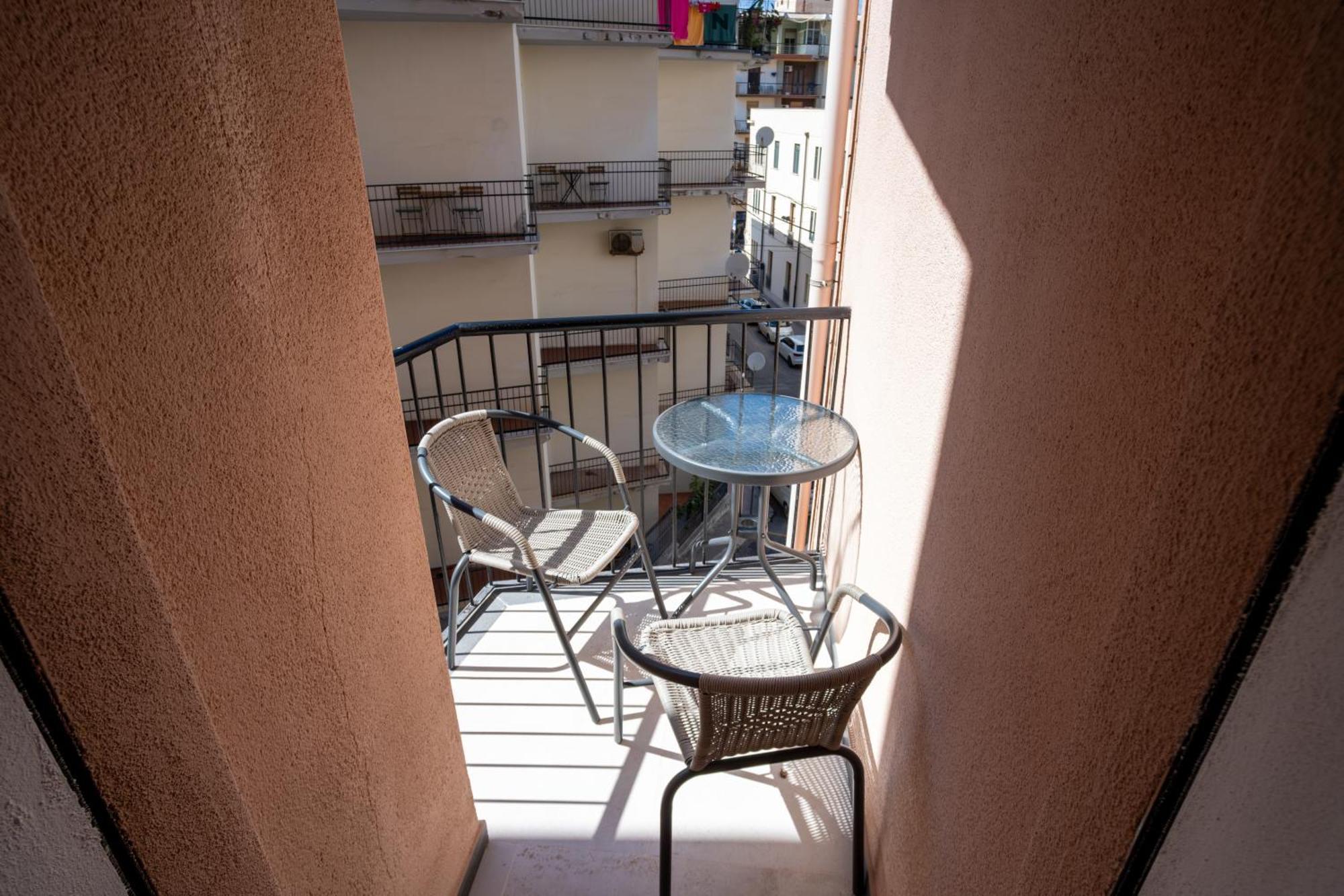 Il Colibri Hotel Cefalu Exterior photo